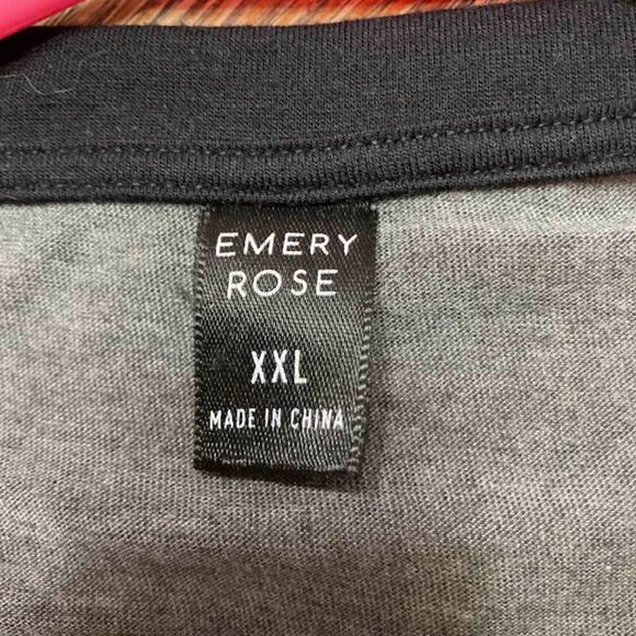 EMERY ROSE - Picture 5 of 5